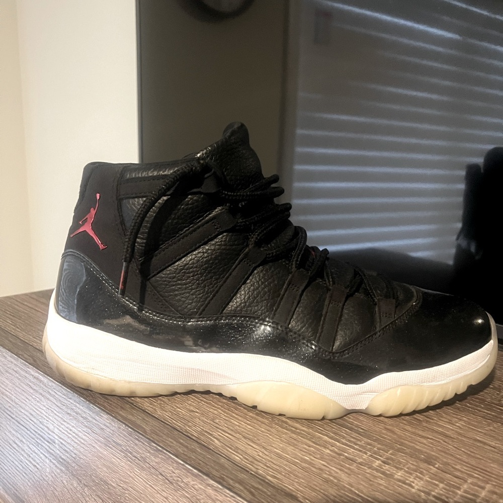 Jordan 11 72-10
